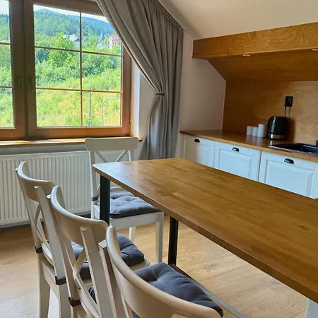 Maya I アパート カルパッチ