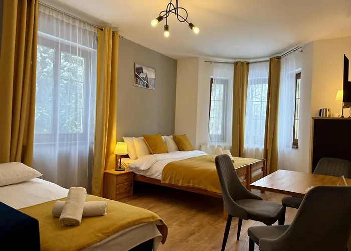 Appartement Maya I *